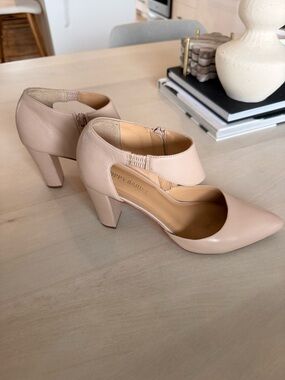 Poppy Barley Meghan Women’s Nude Leather Pointed-Toe Heel